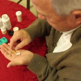 Sanremo: iniziativa di una farmacia di Sanremo, un sms all'ora della pastiglia per non dimenticarla