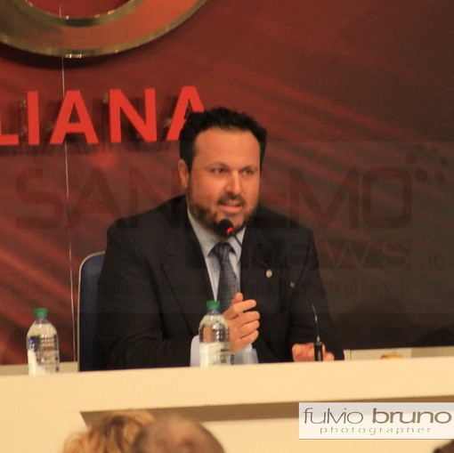 Festival di Sanremo: Zoccarato in Eurovisione "Monti ci permetta di pagare le imprese"