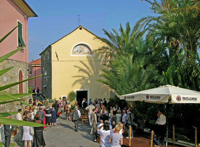 San Bartolomeo al Mare: giovedì sera 'Musica e parole' tra i caruggi di Poiolo San Bartolomeo al Mare: giovedì sera 'Musica e parole' tra i caruggi di Poiolo