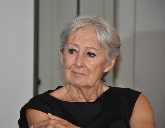 Sara Simeoni ospite della tavola rotonda ‘Miglioriamo insieme il nostro stile di vita’ nella Sala privata del Casinò di Sanremo Sara Simeoni ospite della tavola rotonda ‘Miglioriamo insieme il nostro stile di vita’ nella Sala privata del Casinò di Sanremo