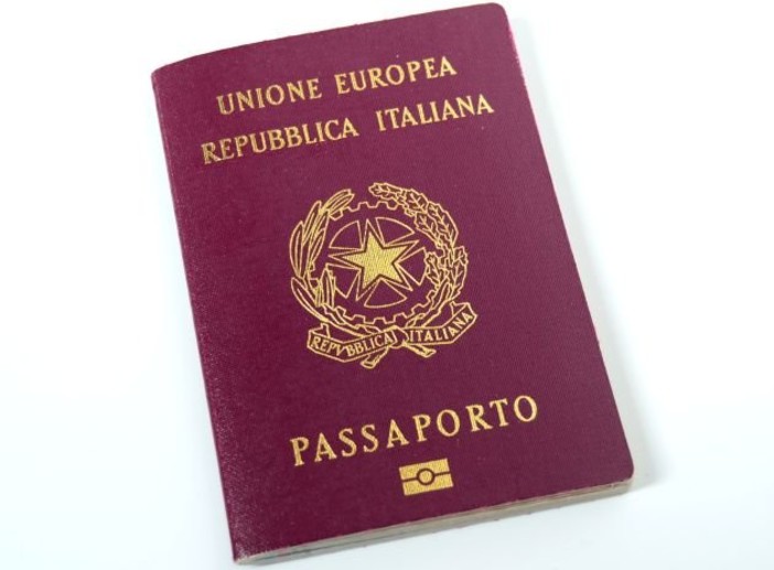 Importante novità per il cittadino: attivo, presso la Questura di Imperia, il servizio di 'passaporto a domicilio'