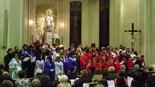 Vallecrosia: oltre 600 persone a Santo Stefano per il Concerto delle sette corali cittadine “Puer Natus est”
