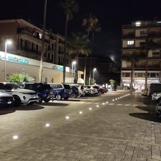 Bordighera: rimossi i ginkgo biloba all'interno del nuovo parcheggio di piazza della Stazione Bordighera: rimossi i ginkgo biloba all'interno del nuovo parcheggio di piazza della Stazione