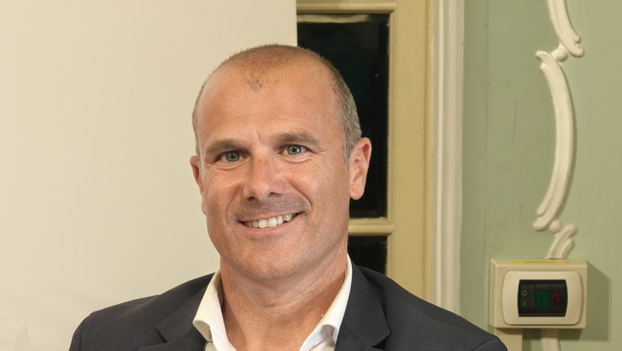 150 eventi e addio sovrapposizioni: Sindoni presenta l’estate 2025. Sul palco vista mare suona la nuova Sanremo 150 eventi e addio sovrapposizioni: Sindoni presenta l’estate 2025. Sul palco vista mare suona la nuova Sanremo