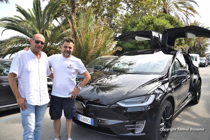 La Tesla 'Model X' al Pico de Gallo (Foto Tonino Bonomo)