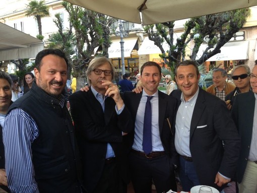 Bordighera: ieri, intensa giornata del candidato sindaco Patrick Novembre assieme a Vittorio Sgarbi