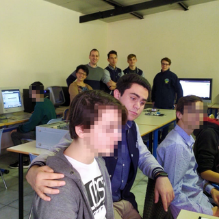 Imperia: settimana di didattica digitale al plesso di Castelvecchio dell'I.C Sauro per il Polo Tecnologico Imperiese (foto)