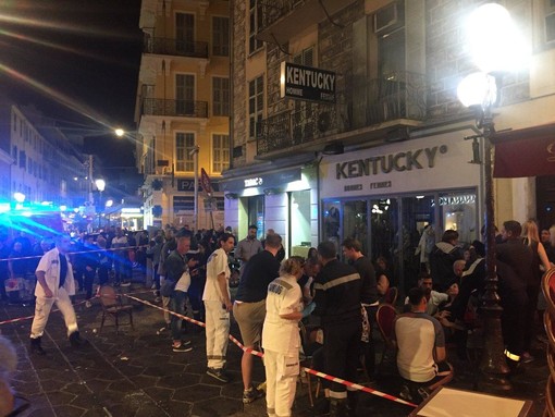 Foto tra da Twitter Aks