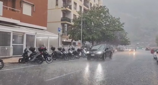 Maltempo sulla nostra provincia: quasi 30 millimetri di pioggia a Ventimiglia, la città più colpita (Video)