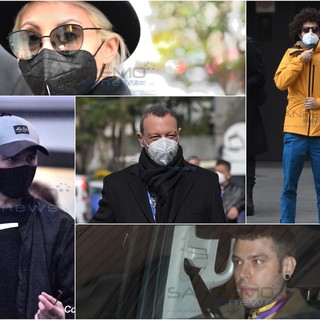 Le immagini dall'esterno del teatro Ariston (foto Tonino Bonomo)