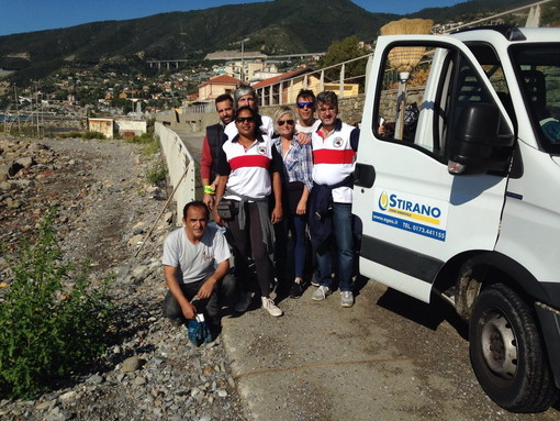 Ospedaletti: domenica scorsa tutti insieme per 'Puliamo le spiagge' a conclusione dell'estate