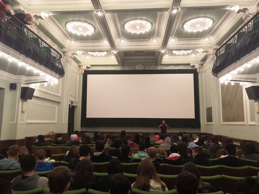 Doppio appuntamento nel weekend con il Ponente Film Festival con Brando Quilici e il film ‘Mistero a Saint-Tropez’