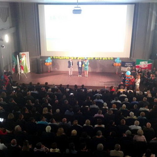 Imperia: bagno di folla per Luca Lanteri, in 550 alla presentazione con l'ex Ministro Gelmini. Toti "Dagli altri il nulla che si accompagna all'arroganza" (Foto e Video)