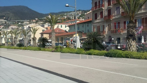 Ospedaletti: entro l'estate spostamento del mercato sulla ciclabile, Germinale "Cambiamento epocale"