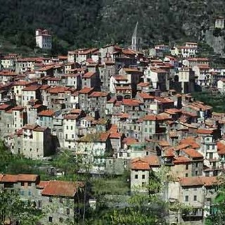 'Maggio nel parco delle Alpi liguri', da Pigna escursione alla scoperta di un sentiero storico: il Tirun (Foto)