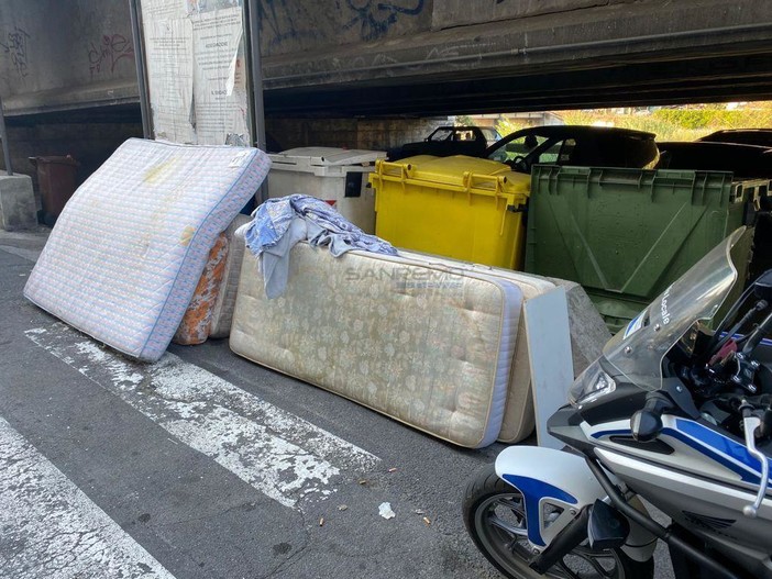 Ventimiglia, al Comune 40mila euro per ripulire le aree attraversate dai migranti Ventimiglia, al Comune 40mila euro per ripulire le aree attraversate dai migranti