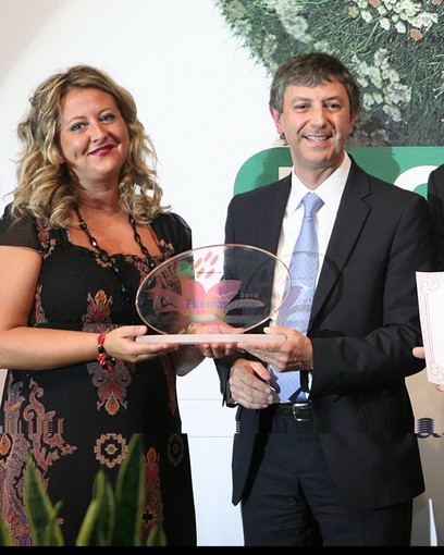 Ventimiglia: alla Nirp International il Premio Flormagazine 2010 Ventimiglia: alla Nirp International il Premio Flormagazine 2010