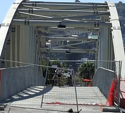 Dal vecchio ponte demolito alla nuova campata: Arma e Riva tornano a unirsi dopo oltre un anno Dal vecchio ponte demolito alla nuova campata: Arma e Riva tornano a unirsi dopo oltre un anno