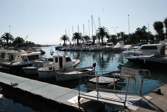 Pesca: 3,3 milioni di euro dai bandi del Feamp per interventi nei porticcioli, itticoltura e imprese del comparto Pesca: 3,3 milioni di euro dai bandi del Feamp per interventi nei porticcioli, itticoltura e imprese del comparto