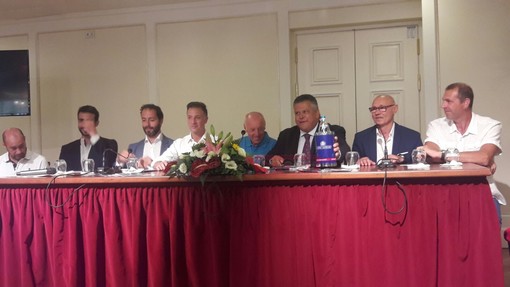 Calcio giovanile. Presentato questa mattina il Torneo Internazionale Carlin's Boys (FOTO e VIDEO) Calcio giovanile. Presentato questa mattina il Torneo Internazionale Carlin's Boys (FOTO e VIDEO)