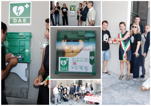 Sanremo: le foto dell'inaugurazione del nuovo defibrillatore pubblico di piazza Colombo Sanremo: le foto dell'inaugurazione del nuovo defibrillatore pubblico di piazza Colombo