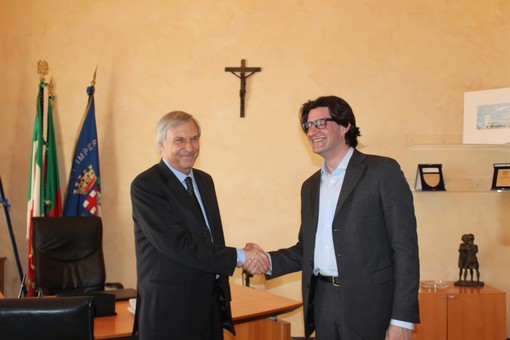 Imperia: avvenuto il passaggio di consegne tra l'ex sindaco Paolo Strescino e il commissario Sabatino Marchione