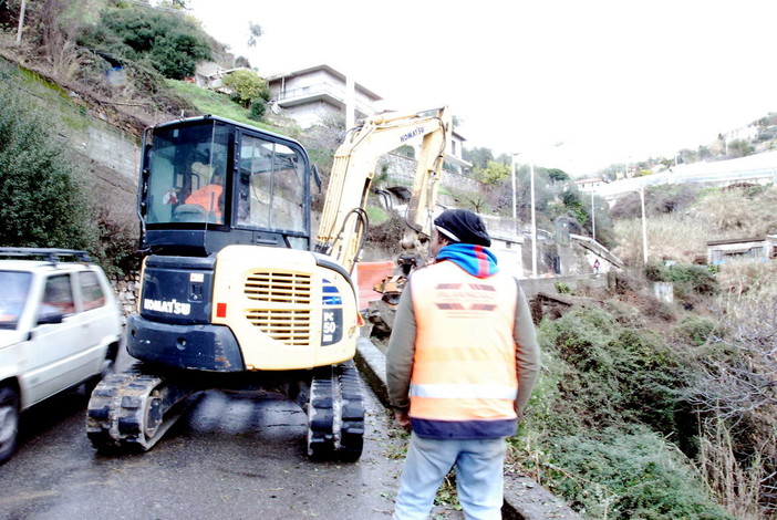 Sanremo: affidato il progetto per la sistemazione di strada San Pietro dopo lo smottamento del 31 gennaio Sanremo: affidato il progetto per la sistemazione di strada San Pietro dopo lo smottamento del 31 gennaio