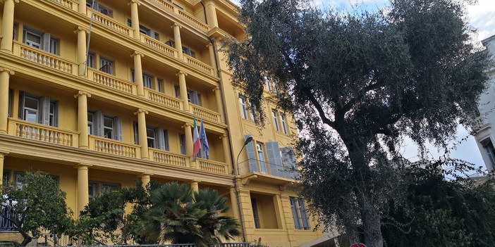 Sanremo: didattica a distanza nelle scuole superiori, 'lettera aperta' a Toti dai genitori degli alunni del 'Cassini' Sanremo: didattica a distanza nelle scuole superiori, 'lettera aperta' a Toti dai genitori degli alunni del 'Cassini'