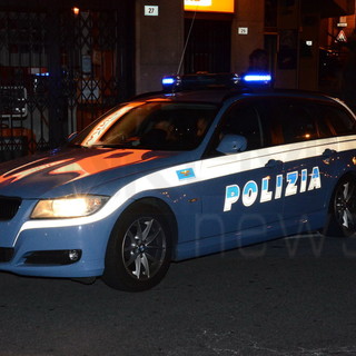 Ventimiglia: organizzava festicciole a base di hashish, la Polizia denuncia un 22enne ventimigliese con 90 grammi di droga