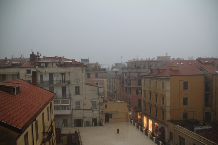 La pioggia in centro a Sanremo La pioggia in centro a Sanremo