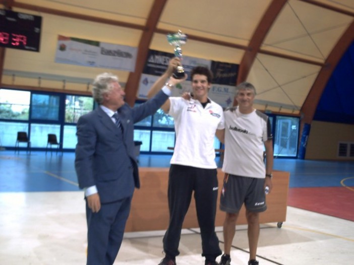 Pallamano: la squadra locale ha vinto domenica il trofeo 'Città di Ventimiglia'