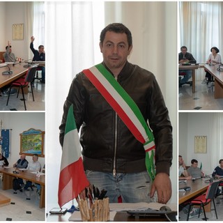 Massimo Di Fazio bis, primo consiglio comunale a Triora: "Attenzione alla siccità, ad agosto rischiamo di restare senza acqua" Massimo Di Fazio bis, primo consiglio comunale a Triora: "Attenzione alla siccità, ad agosto rischiamo di restare senza acqua"