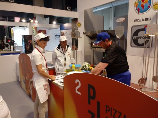 Bordighera: la Pizzeria Sant'Ampelio in gara al Campionato del Mondo con la "Regina Madre": svelati gli ingredienti, giovedì l’esito della giuria (Foto)