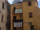 Sanremo: piazza Santa Brigida non cambia in 'Gin De Stefani', ma intanto sparisce la targa con i nomi dei morti