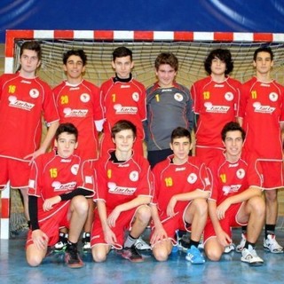 Pallamano Ventimiglia: gli Under 16 battono l'OGC Nizza in trasferta ed agganciano un prestigioso secondo posto