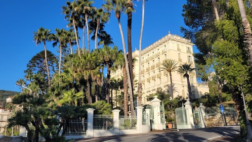 Caldo asfissiante e firma del protocollo per la salute e la sicurezza: la soddisfazione dei sindacalisti della Uil Caldo asfissiante e firma del protocollo per la salute e la sicurezza: la soddisfazione dei sindacalisti della Uil