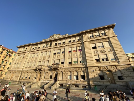 La scuola di via Volta La scuola di via Volta