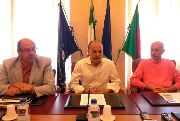 Imperia: sabato prossimo, la Notte Bianca Costa d’Oneglia 2013 e la XXVI Festa della Bandiera Argentina