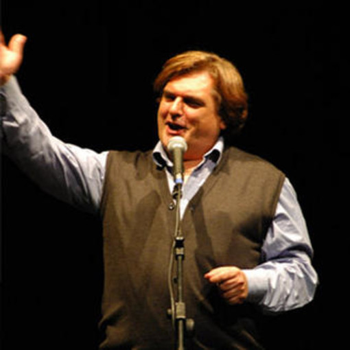 Domani sera alle 21 per i 'Venerdì del Porto', Paride Mensa ospite a 'Marina degli Aregai'