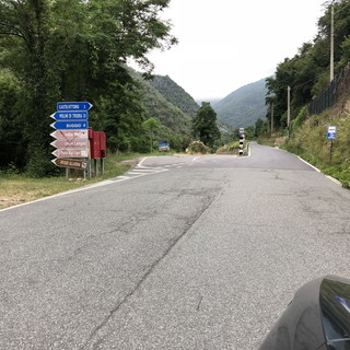 Pigna: pulizia e sfalcio delle strade di montagna, il piccolo sfogo del vice Sindaco di Pigna Mauro Luci (Foto) Pigna: pulizia e sfalcio delle strade di montagna, il piccolo sfogo del vice Sindaco di Pigna Mauro Luci (Foto)