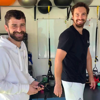 Ernests Gulbis (destra) con Dragoljub Kladarin Ernests Gulbis (destra) con Dragoljub Kladarin