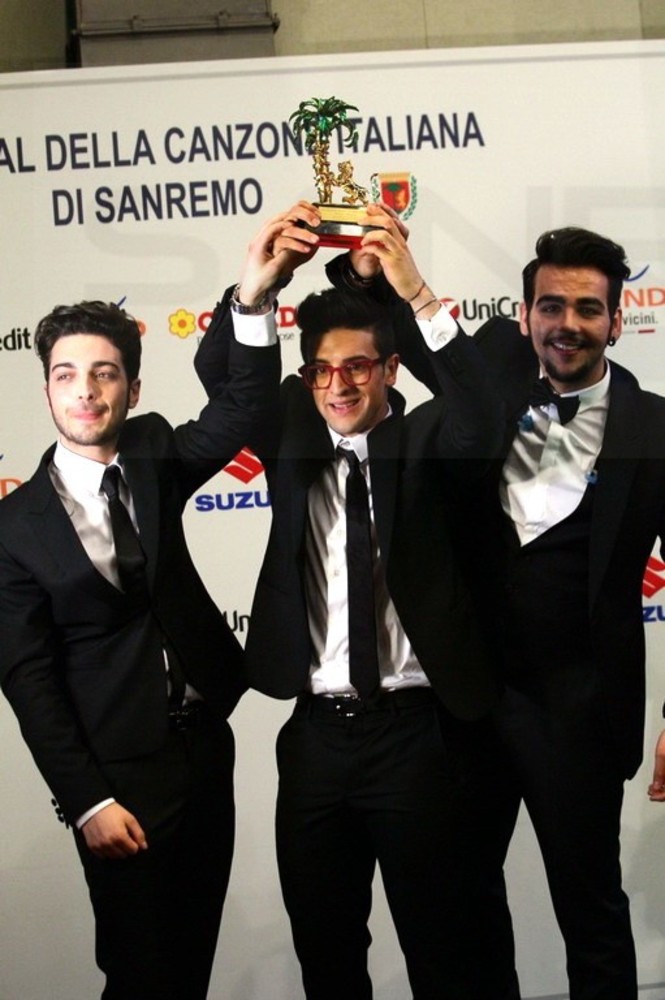 Milano: domani l'Asessore Cassini consegna i ‘mini trofei’ con il 'Leone rampante' di Sanremo al trio ‘Il Volo’