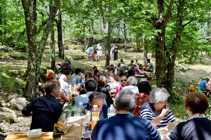 Domenica prossima la ‘Passeggiata nella natura’ da Villa Guardia di Pontedassio alla Maddalena di Lucinasco