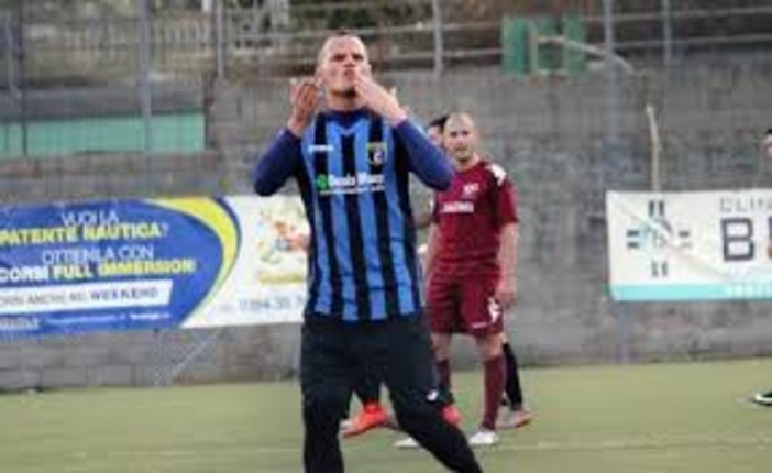 Calcio, Eccellenza. Busalla-Imperia 0-1: Daddi è letale e spinge i nerazzurri al secondo posto Calcio, Eccellenza. Busalla-Imperia 0-1: Daddi è letale e spinge i nerazzurri al secondo posto