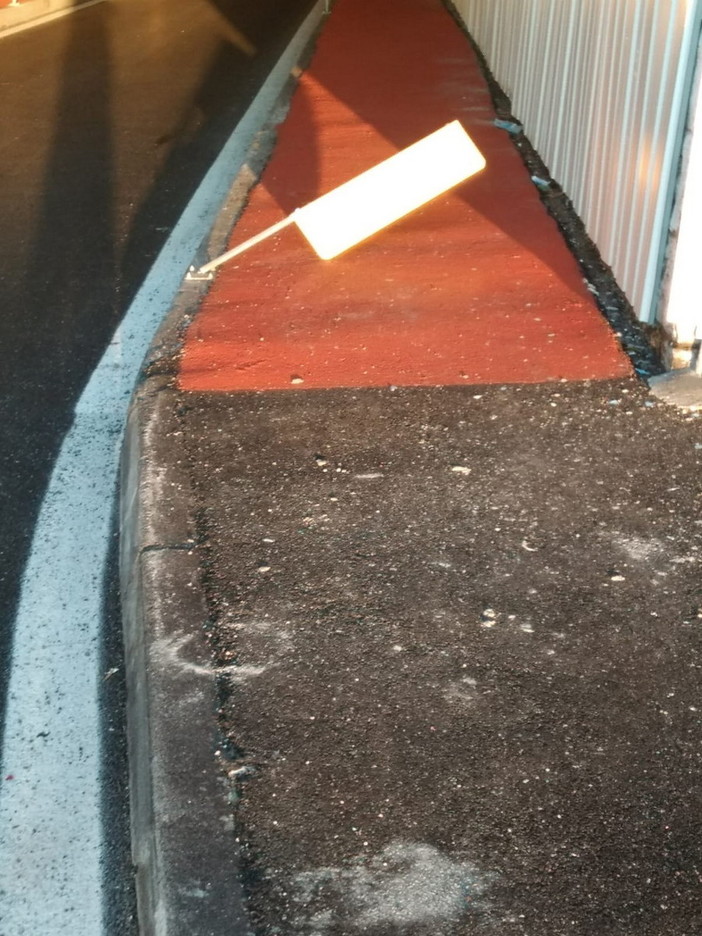 Imperia, vandalizzato pannello in Galleria Gastaldi, Gagliano: "Atto di inciviltà, c'è grande rammarico" Imperia, vandalizzato pannello in Galleria Gastaldi, Gagliano: "Atto di inciviltà, c'è grande rammarico"