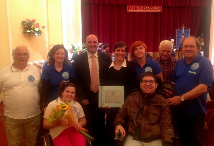 Sanremo: premio San Romolo ad Alessandra Mamino "E' per tutti voi" ai colleghi della 'IntegrAbili'