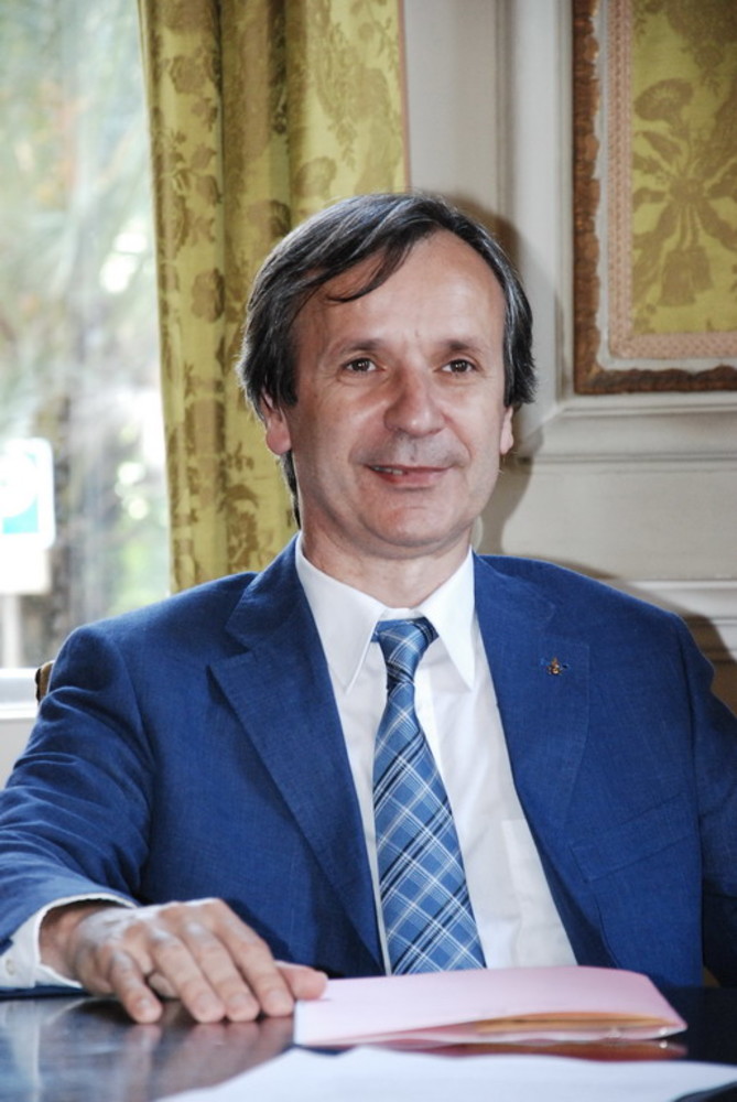 Leonardo Bruni Leonardo Bruni