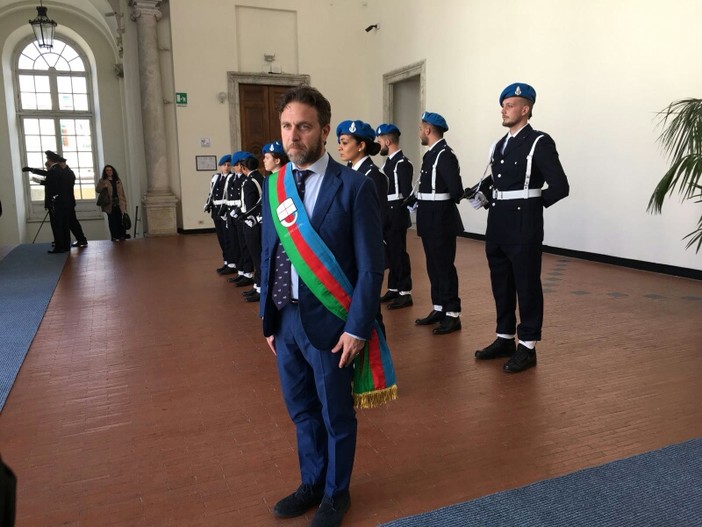 Questa mattina il presidente del Consiglio regionale a Palazzo Ducale alla cerimonia del 201esimo anniversario della nascita del Corpo di Polizia penitenziaria Questa mattina il presidente del Consiglio regionale a Palazzo Ducale alla cerimonia del 201esimo anniversario della nascita del Corpo di Polizia penitenziaria