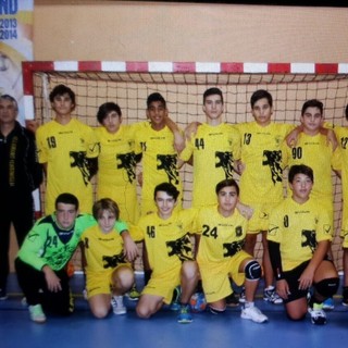 Nella foto la Pallamano Ventimiglia targata under 16