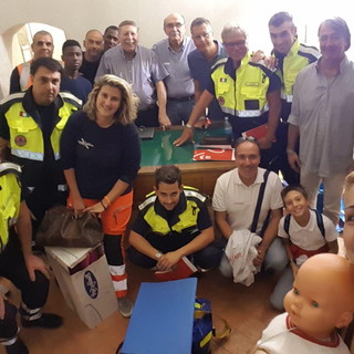 Cervo: con la Croce d'Oro, la Protezione Civile ed il Comune il progetto di 'CardioProtezione' Cervo: con la Croce d'Oro, la Protezione Civile ed il Comune il progetto di 'CardioProtezione'